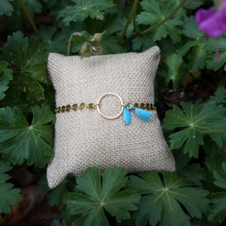 bracelet plaqué or anneau pompon sequin turquoise 